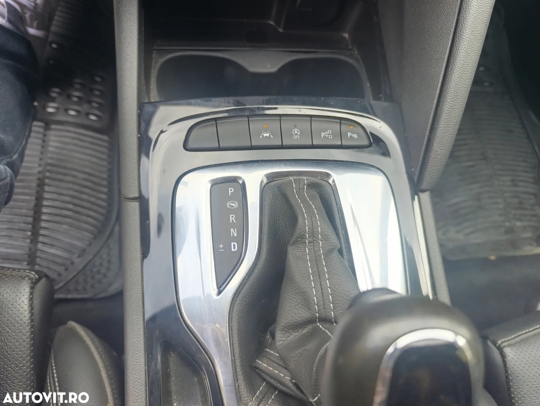 Opel Insignia Grand Sport 1.5 Turbo Start/Stop Aut. Innovation - 16