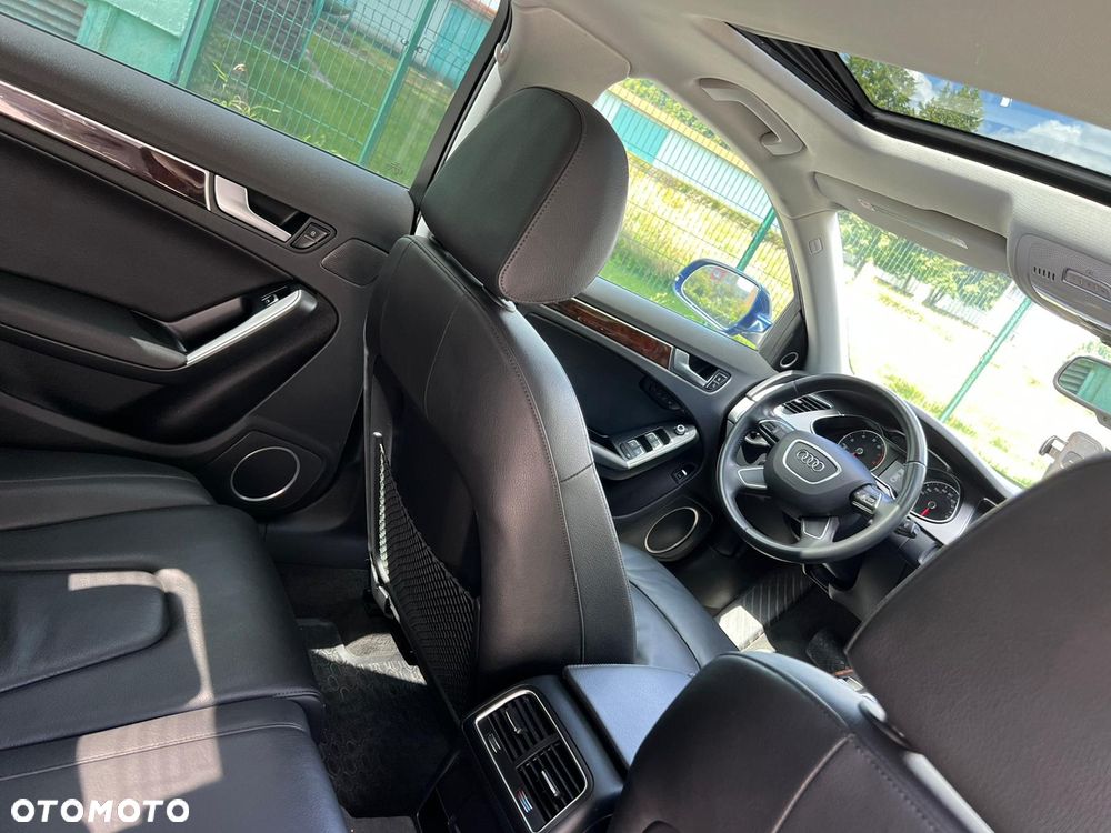 Audi A4 Limousine - 7