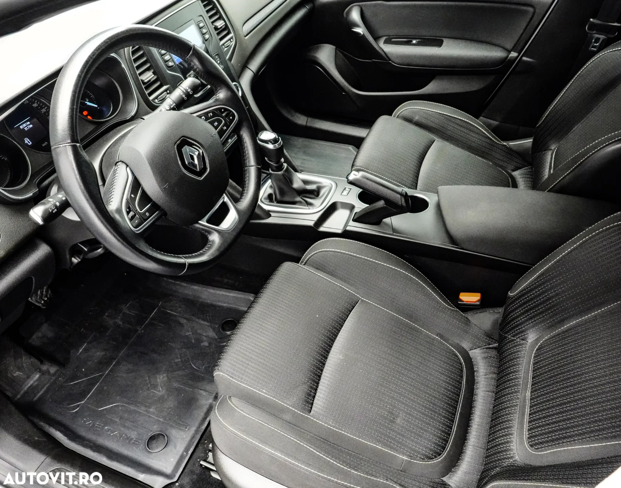 Renault Megane Blue dCi 116 Intens - 12