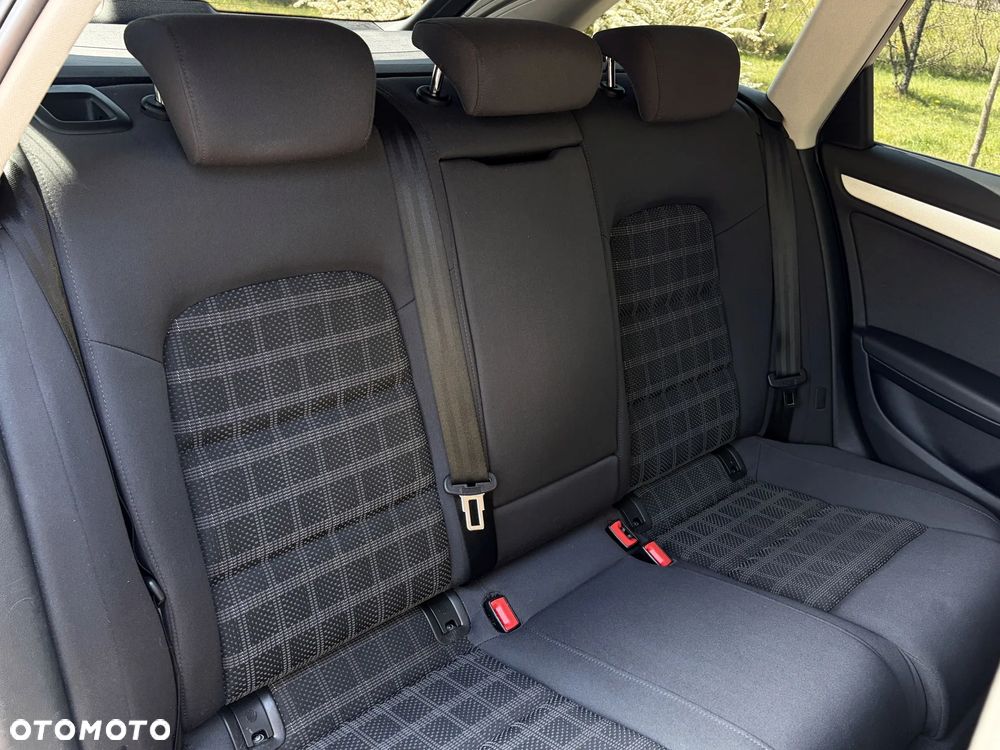 Audi A4 Avant 2.0 TDI DPF Ambition - 26