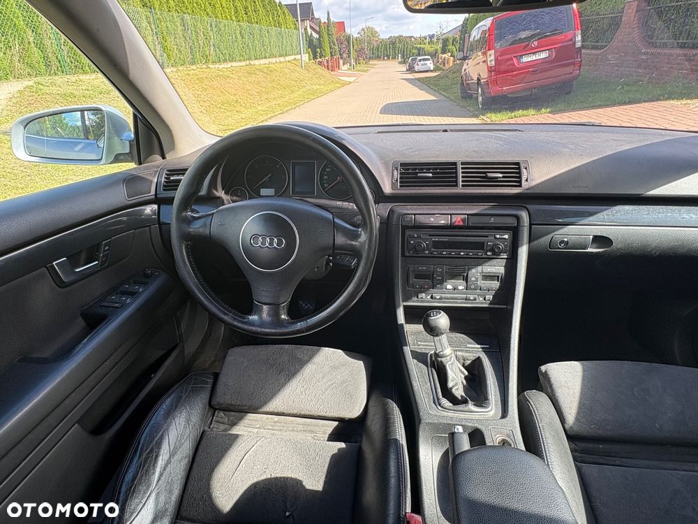 Audi A4 Avant 2.5 TDI - 20