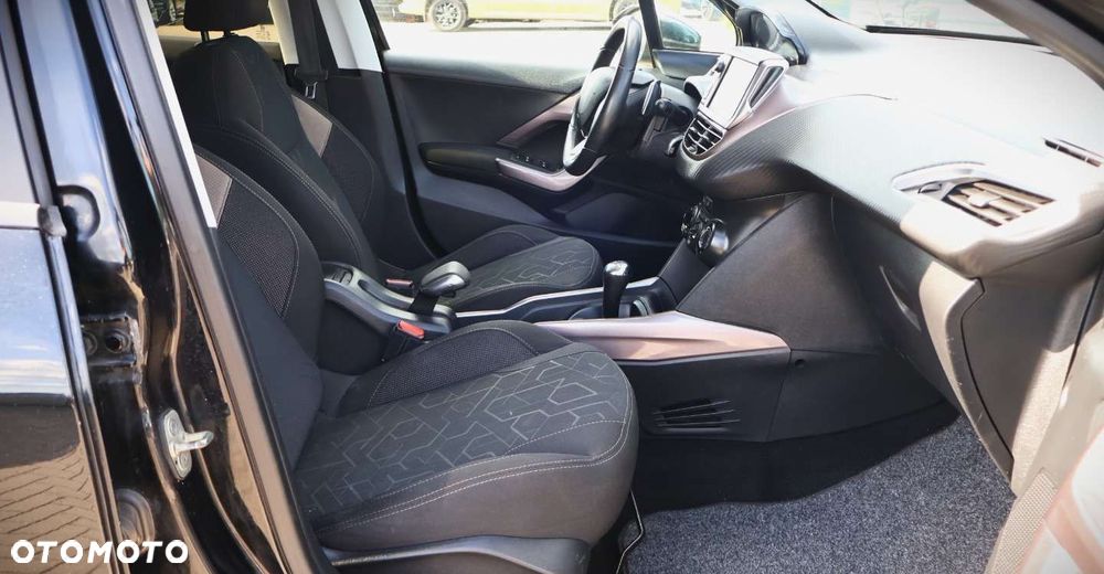 Peugeot 2008 - 21