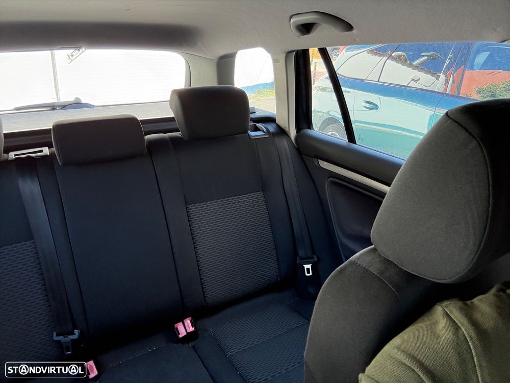 Volkswagen Golf Variant 2010 photo 5