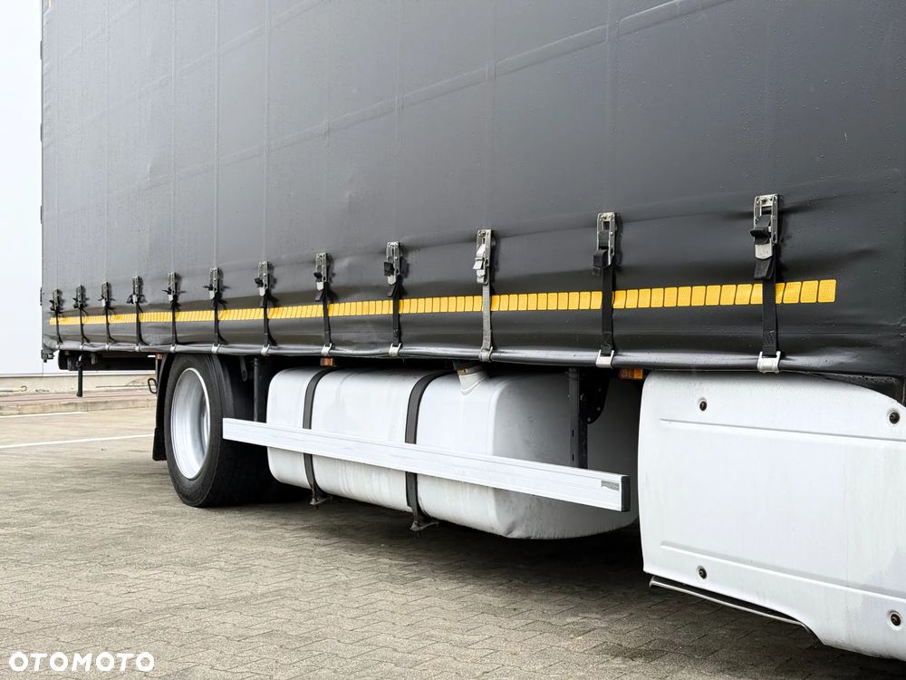 DAF XF 440 / PRZESTRZENNY 60M3 / PRZEJAZDOWY / 7,75 M / SALON PL - 10