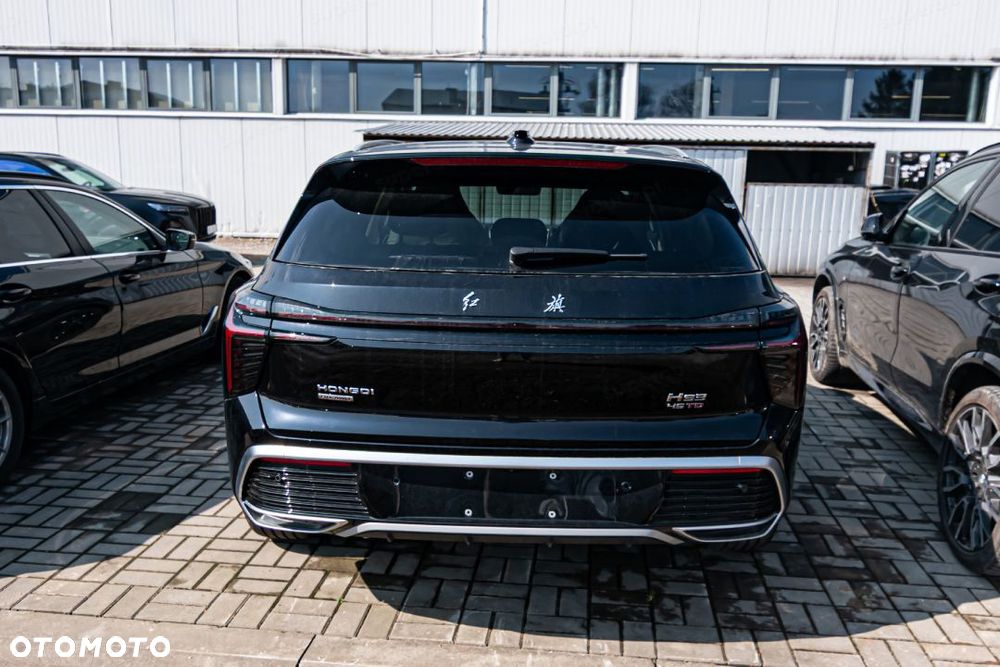 Hongqi HS3 - 3