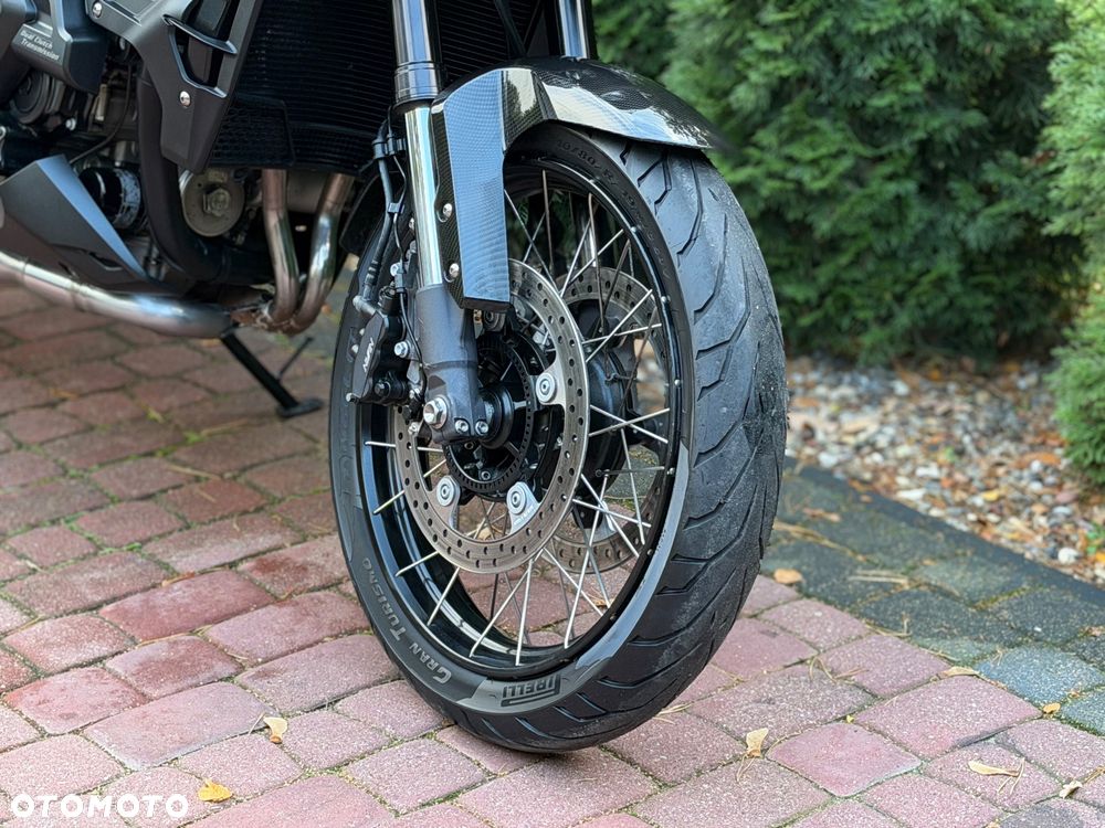 Honda VFR - 21