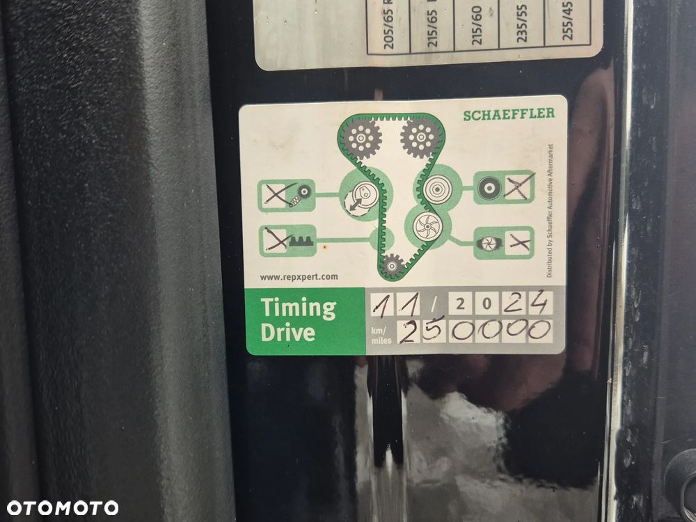 Volkswagen Multivan 2.0 TDI L1 Comfortline DSG - 34