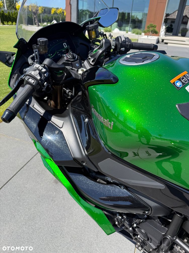 Kawasaki Ninja H2 SX - 20