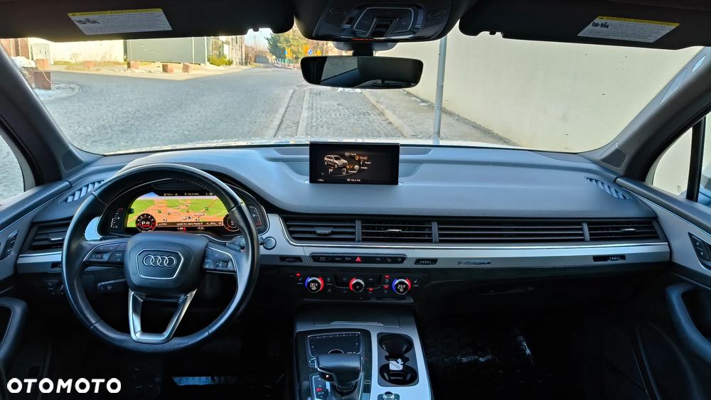 Audi Q7 - 9