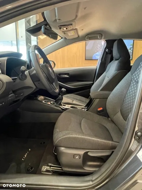 Toyota Corolla 1.5 Comfort - 6
