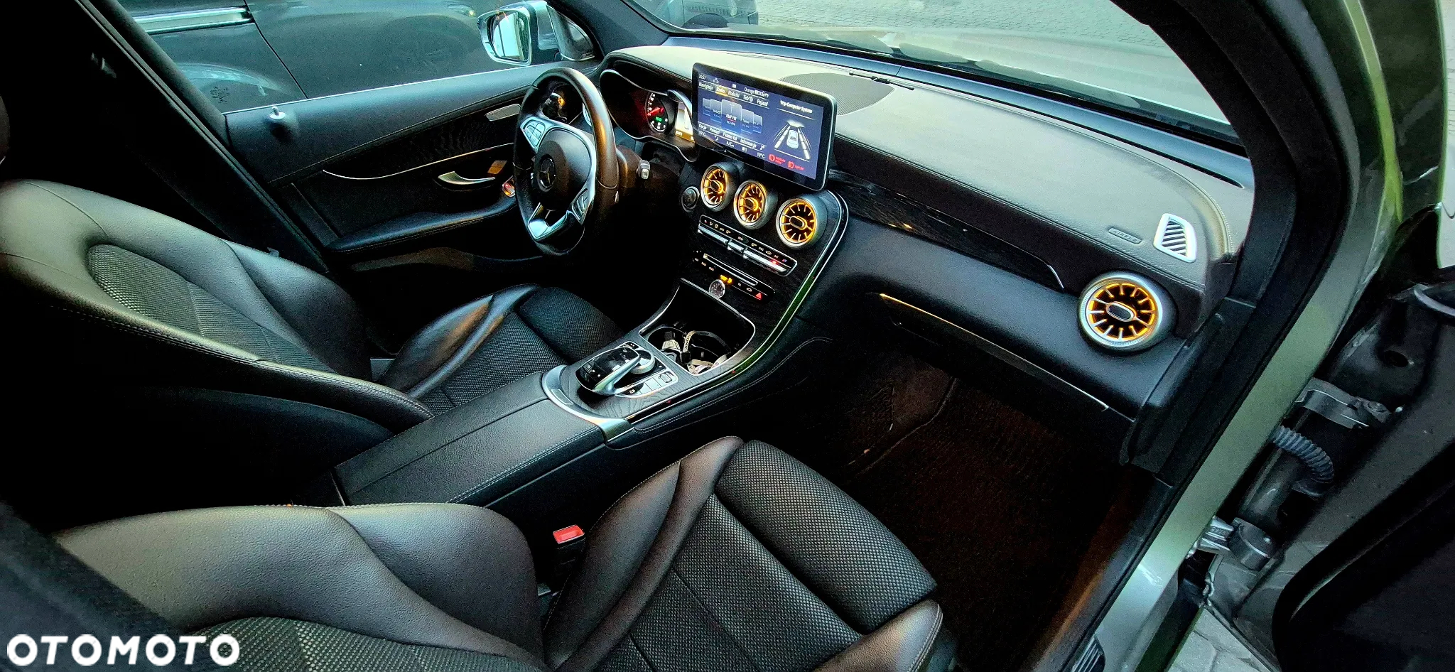 Mercedes-Benz GLC 250 4Matic 9G-TRONIC - 30