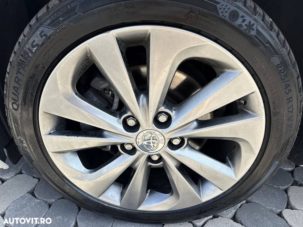 Toyota Auris 1.8 VVT-i Automatik Executive - 17
