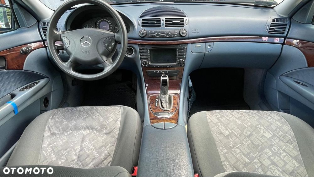Mercedes-Benz Klasa E - 9