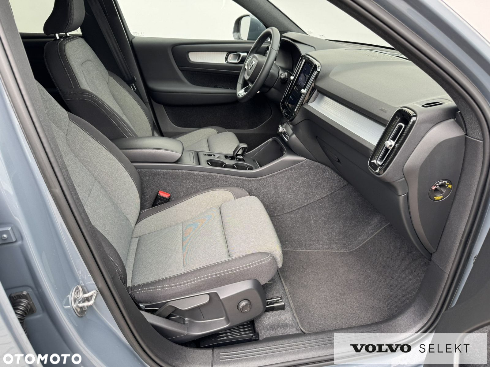 Volvo XC 40 B3 Core - 13
