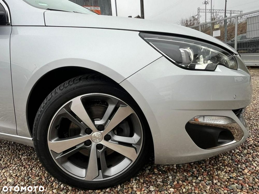 Peugeot 308 HDi FAP 150 Allure - 25