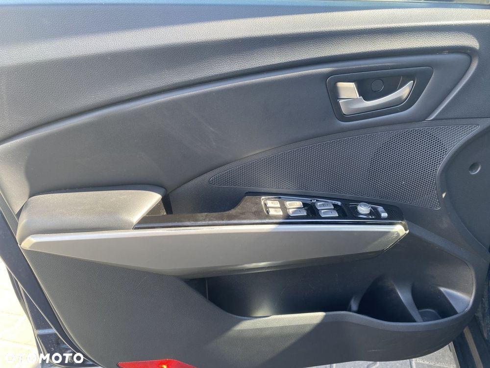 SsangYong/KGM Tivoli 1.6 Crystal - 12