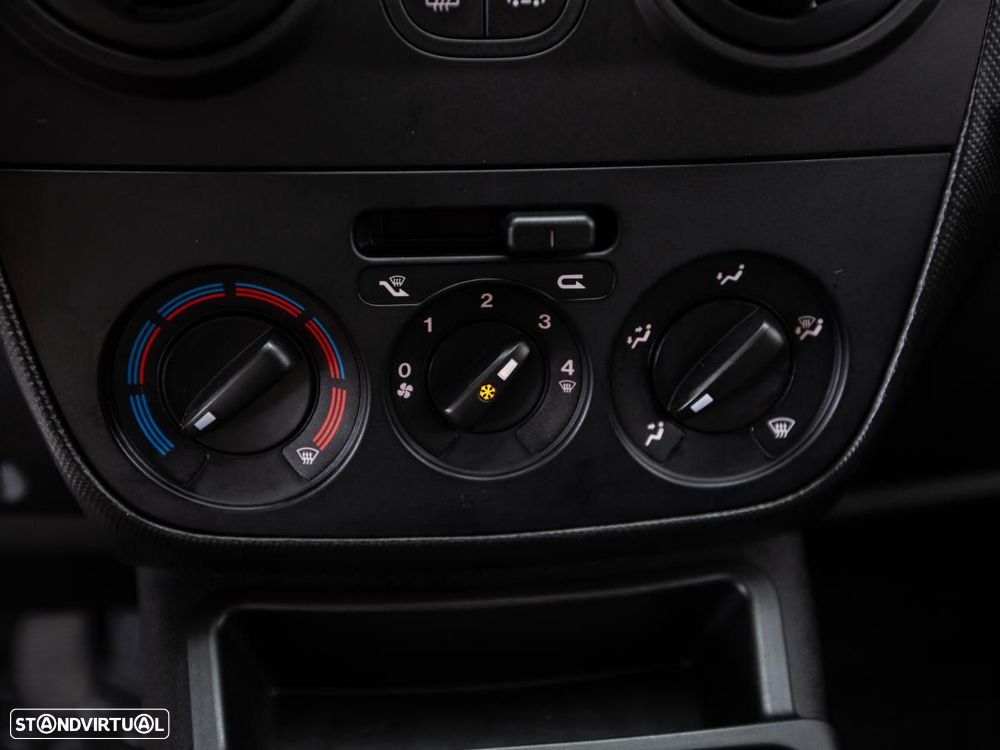 Fiat Fiorino 1.3 M-jet Adventure c/iva - 15