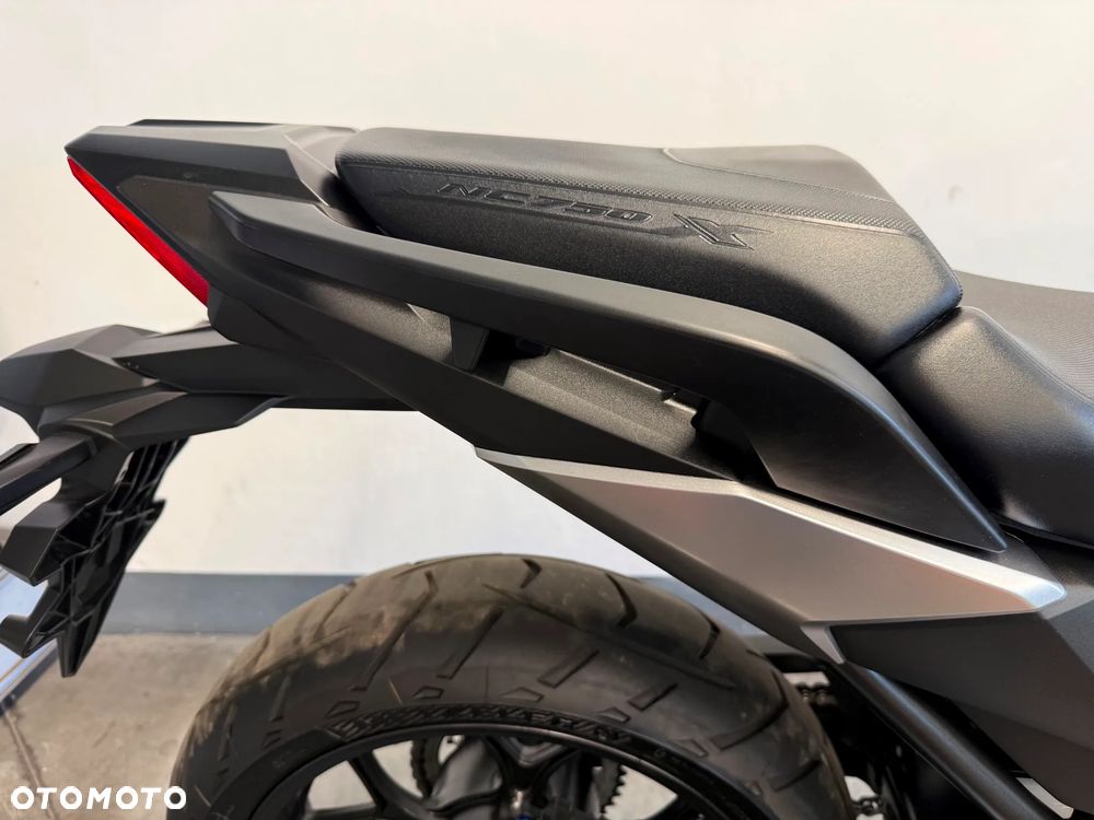 Honda NC - 37