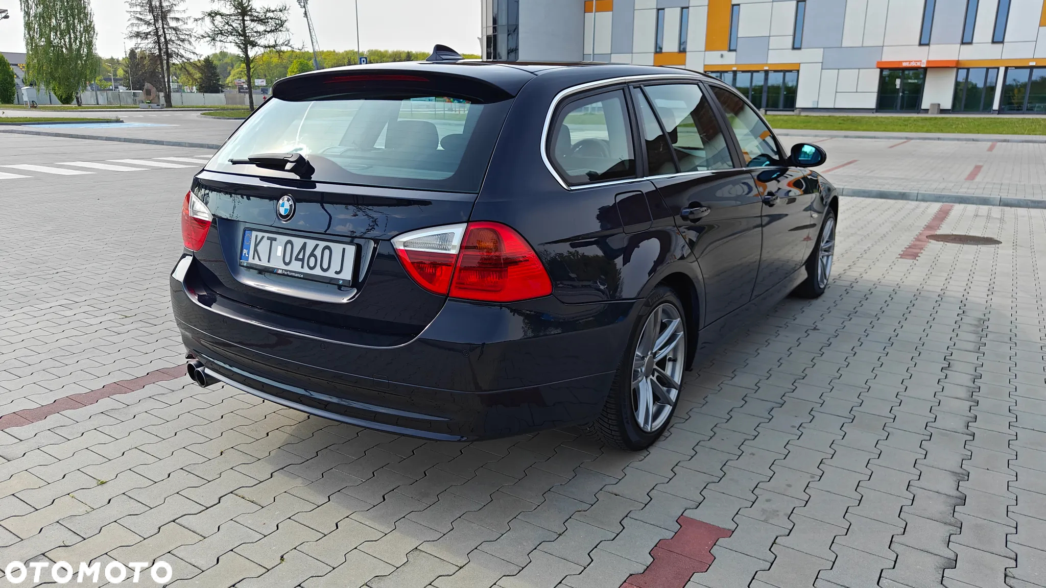 BMW Seria 3 330xi - 10