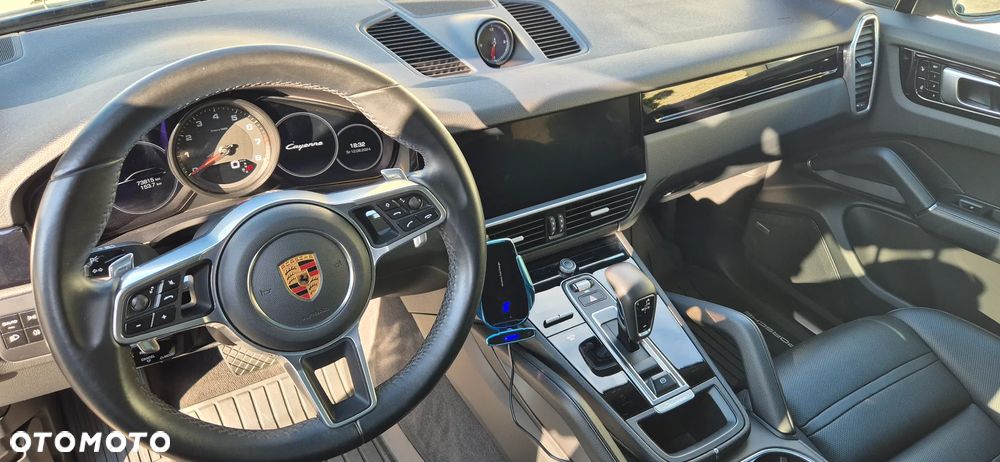 Porsche Cayenne Standard - 7