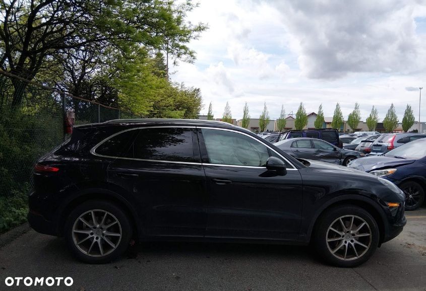 Porsche Cayenne Tiptronic S - 3