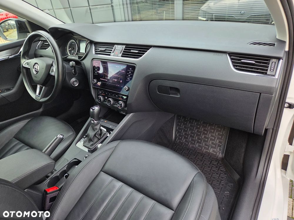 Skoda Octavia 1.5 TSI ACT Style DSG - 39