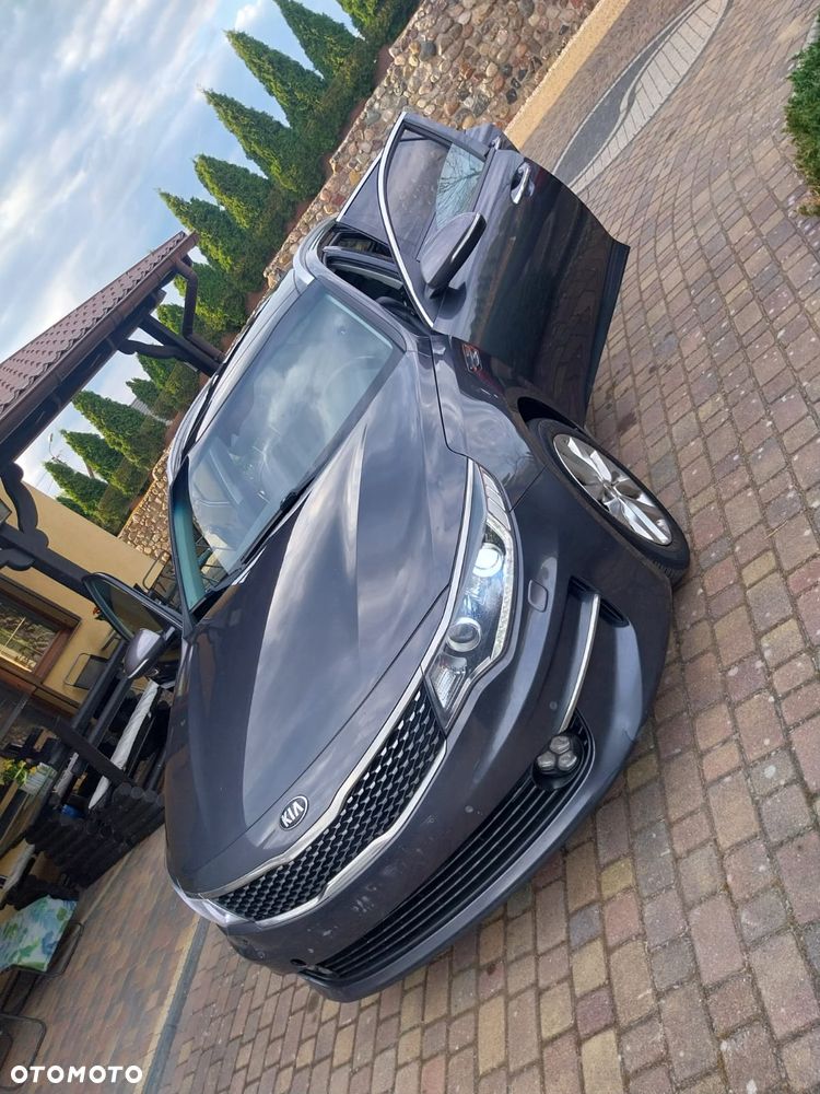 Kia Optima - 34