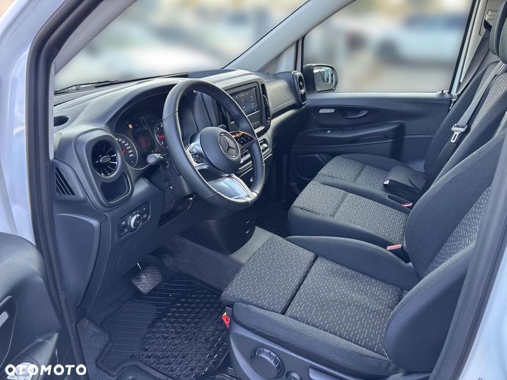 Mercedes-Benz Vito - 10