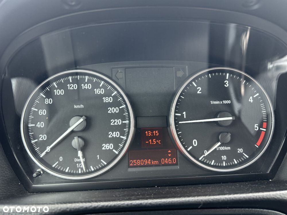 BMW Seria 3 320d - 28
