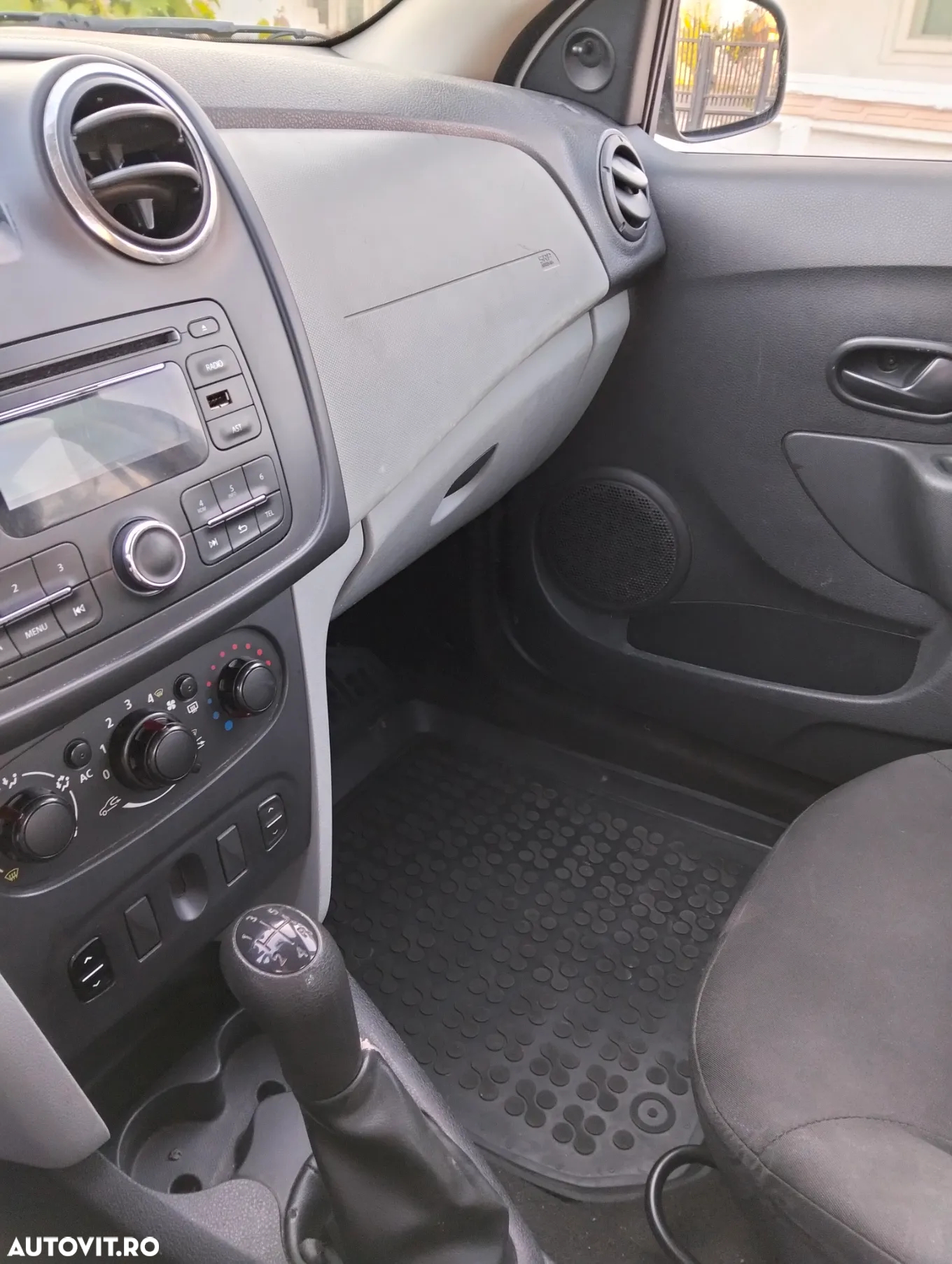 Dacia Logan - 4