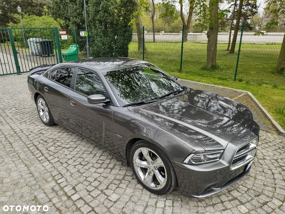 Dodge Charger - 11