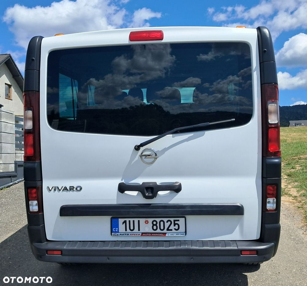 Opel Vivaro - 8