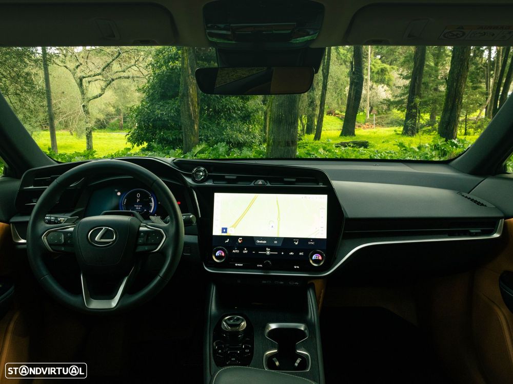 Lexus RZ 300e Premium - 9