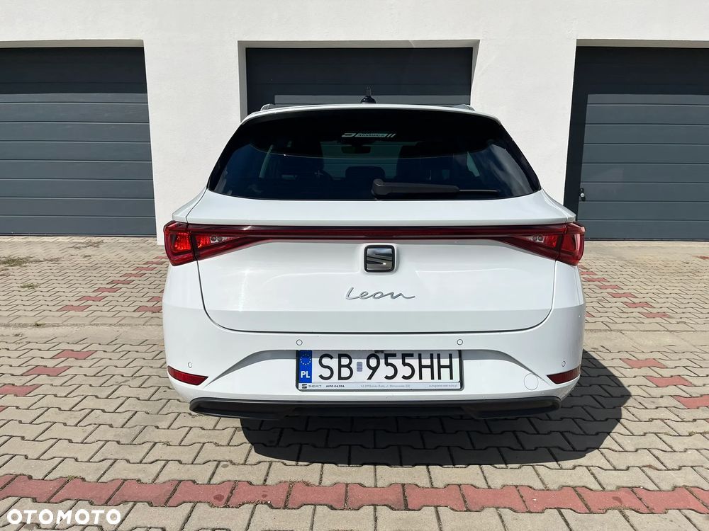 Seat Leon 1.5 eTSI Xcellence DSG - 8