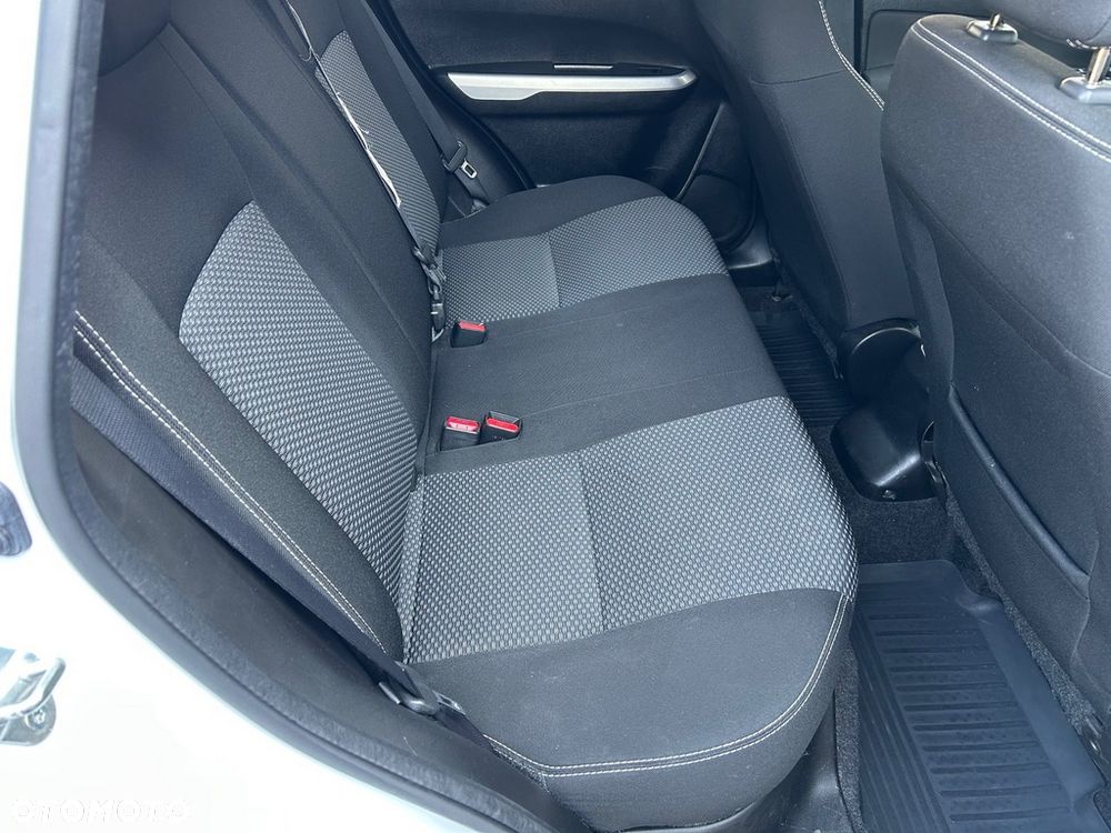 Suzuki Vitara 1.6 (4x2) Comfort+ - 32