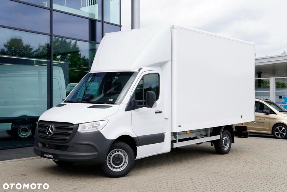 Mercedes-Benz Sprinter - 3