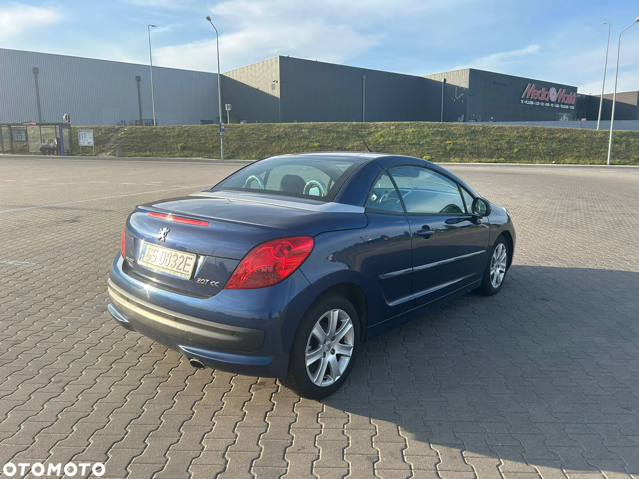 Peugeot 207 CC 1.6 HDI Sport - 12