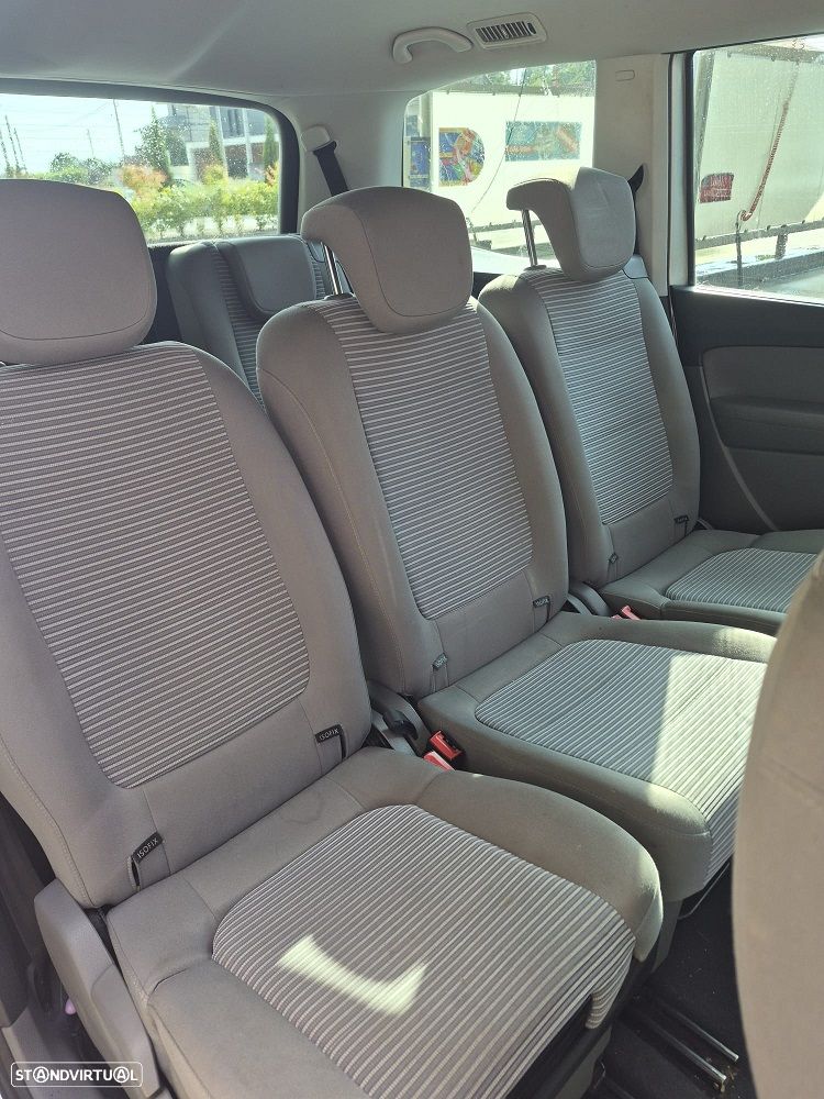 SEAT Alhambra 2.0 TDI Style DSG — fotografia 3