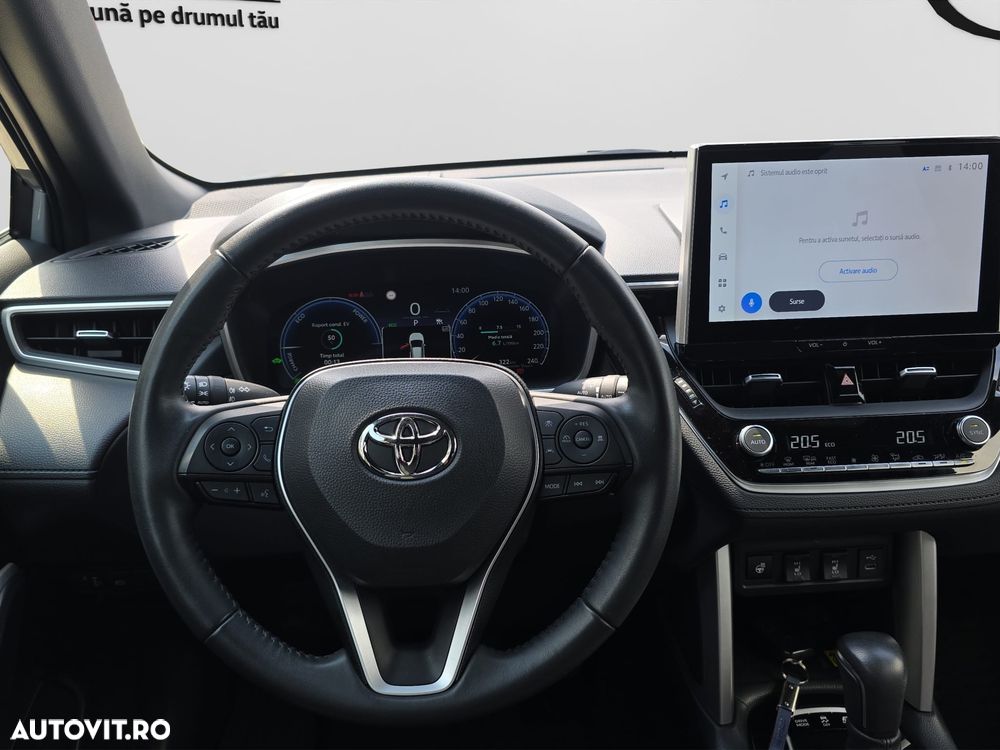 Toyota Corolla Cross - 10