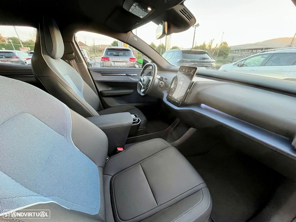 Volvo EX30 69 kWh Single Motor Extended Range Ultra - 13