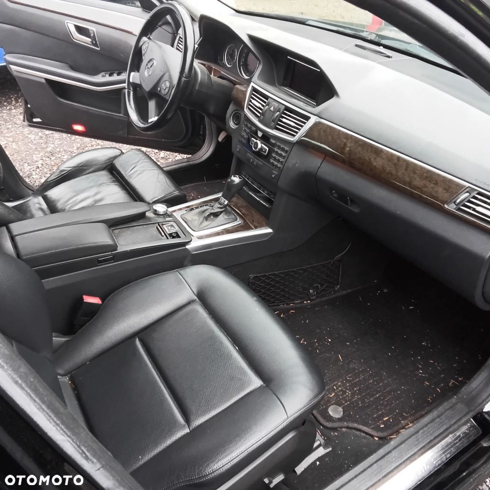 Mercedes-Benz Klasa E 200 NGT BlueEFFICIENCY Automatik - 10
