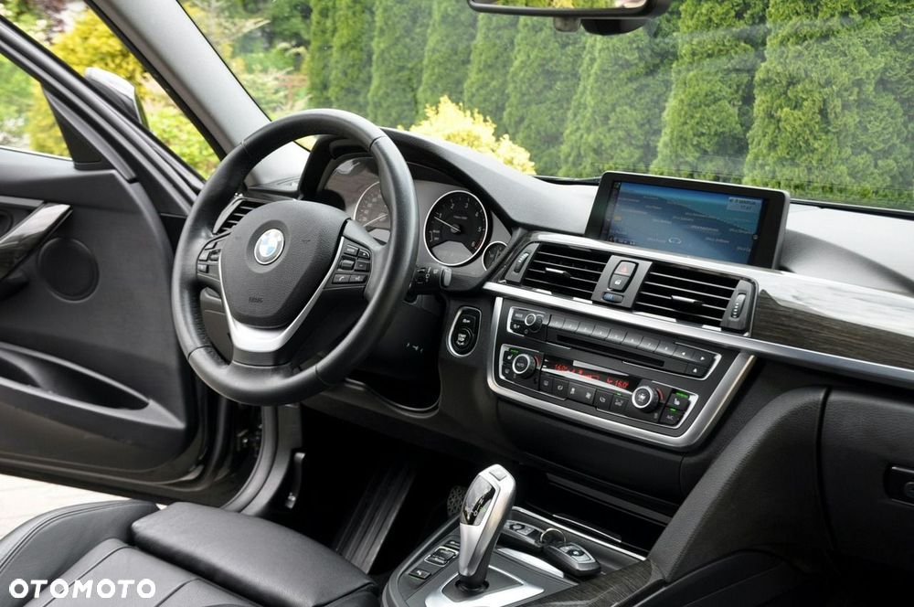 BMW Seria 3 - 25