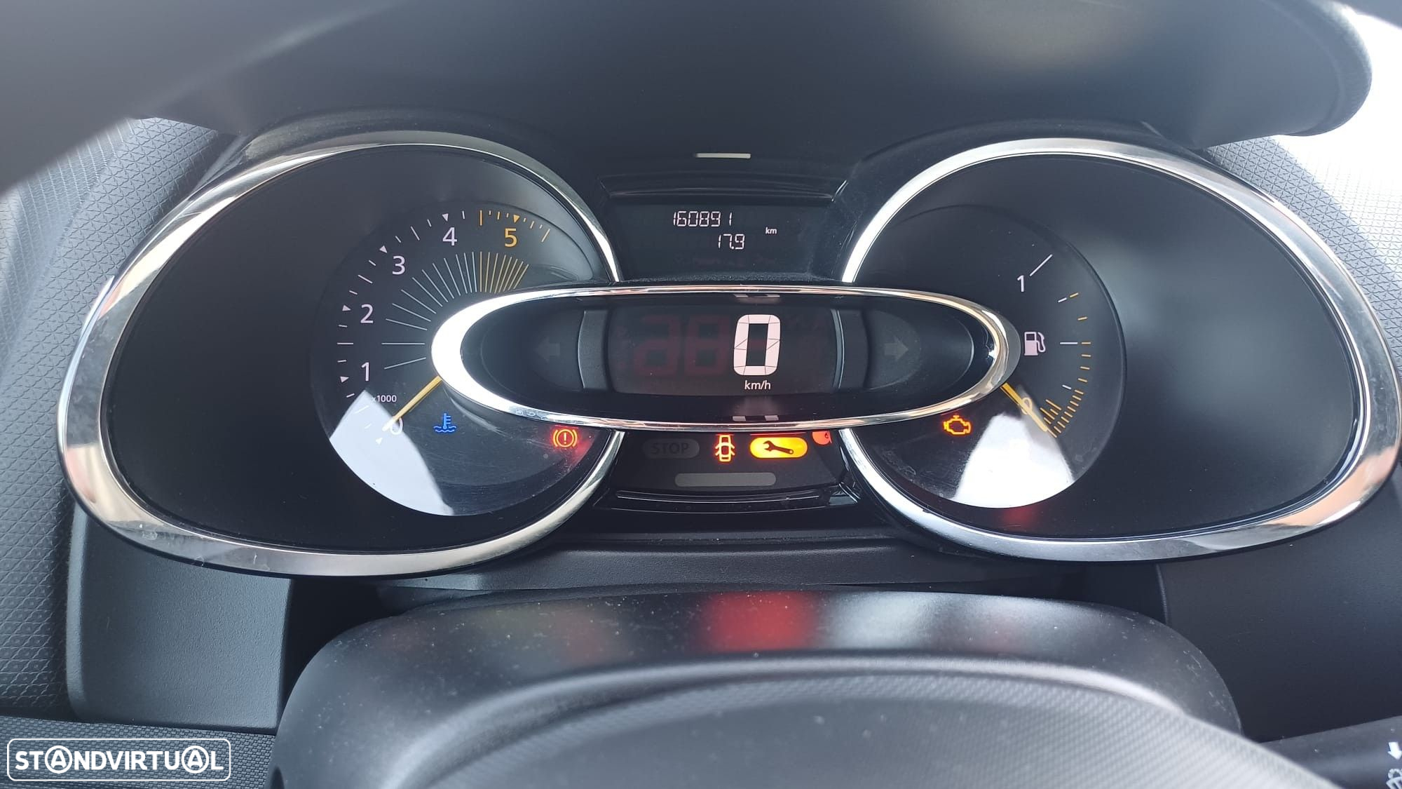 Renault Clio - 11