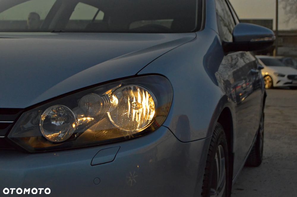 Volkswagen Golf 1.4 TSI Comfortline DSG - 25