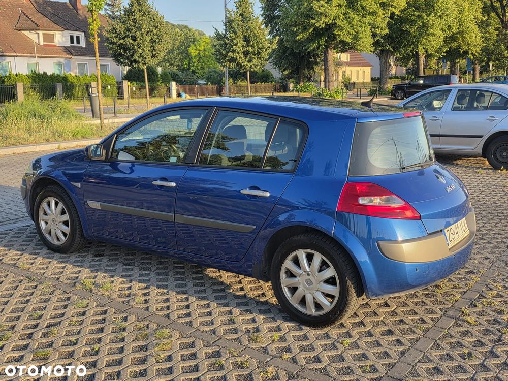 Renault Megane - 2