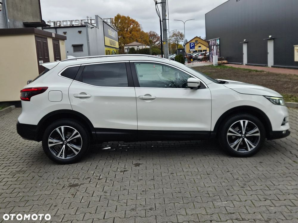 Nissan Qashqai 1.2 DIG-T N-Connecta Xtronic EU6 - 33