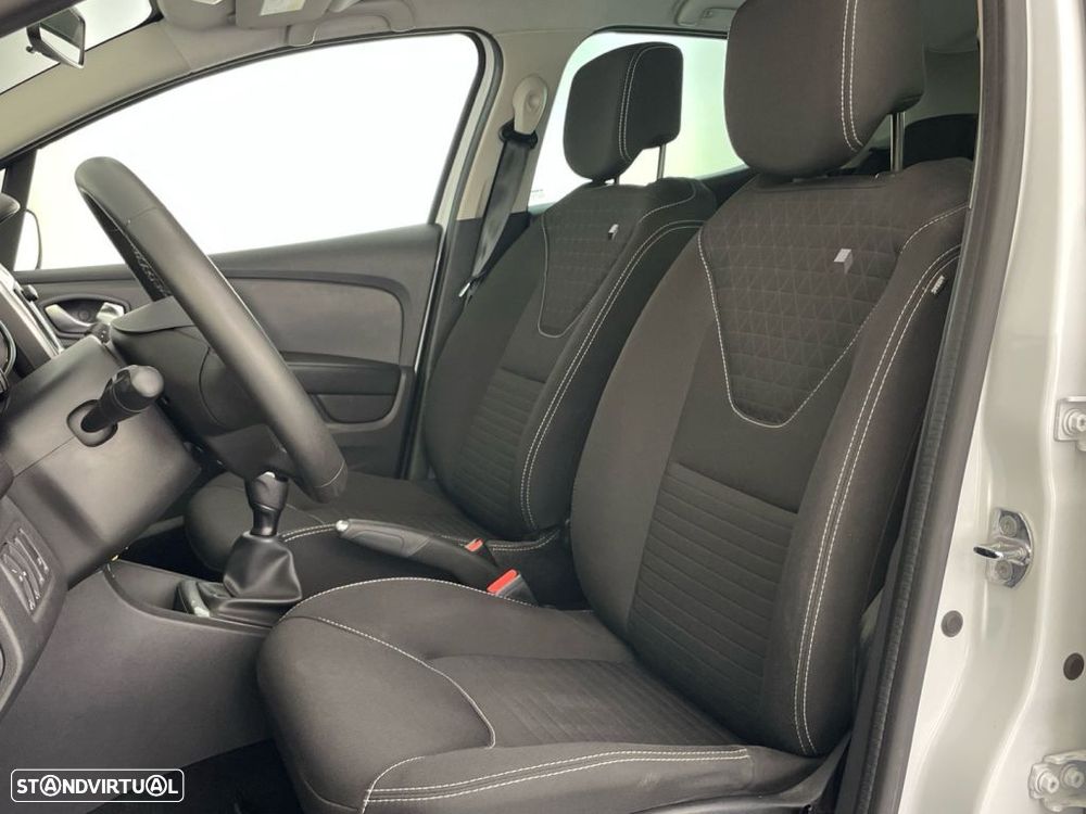 Renault Clio 0.9 TCe Limited - 17