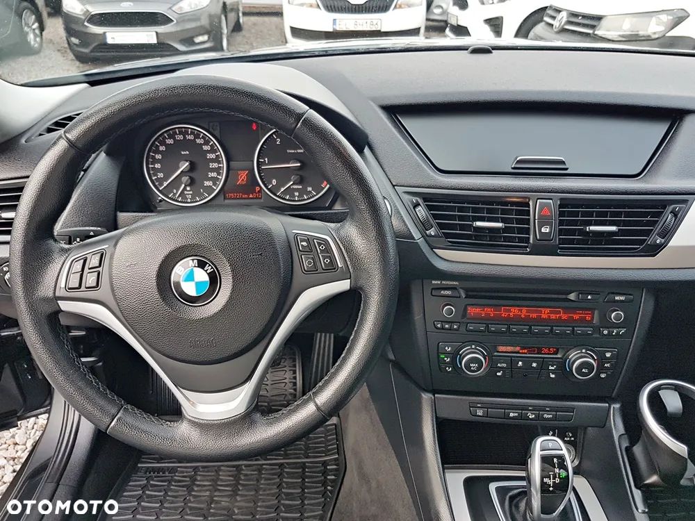 BMW X1 xDrive18d - 17