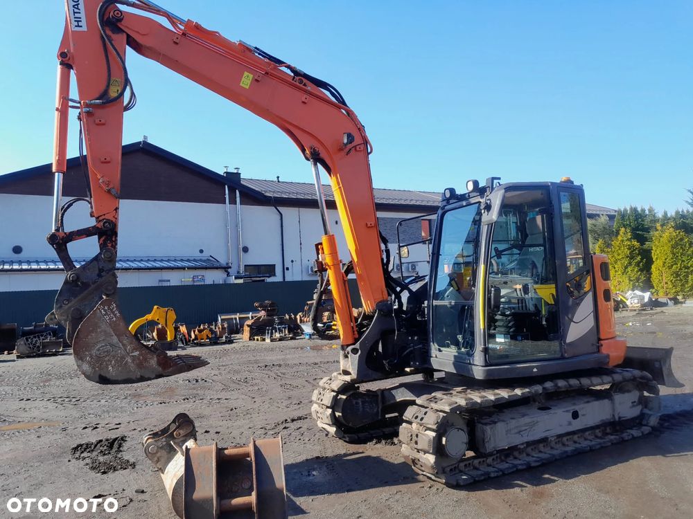 Hitachi ZX85USB-5A, 3149mtg, 2018r. szybkozłącze i 3 łyżki, BEZ DPF - 1