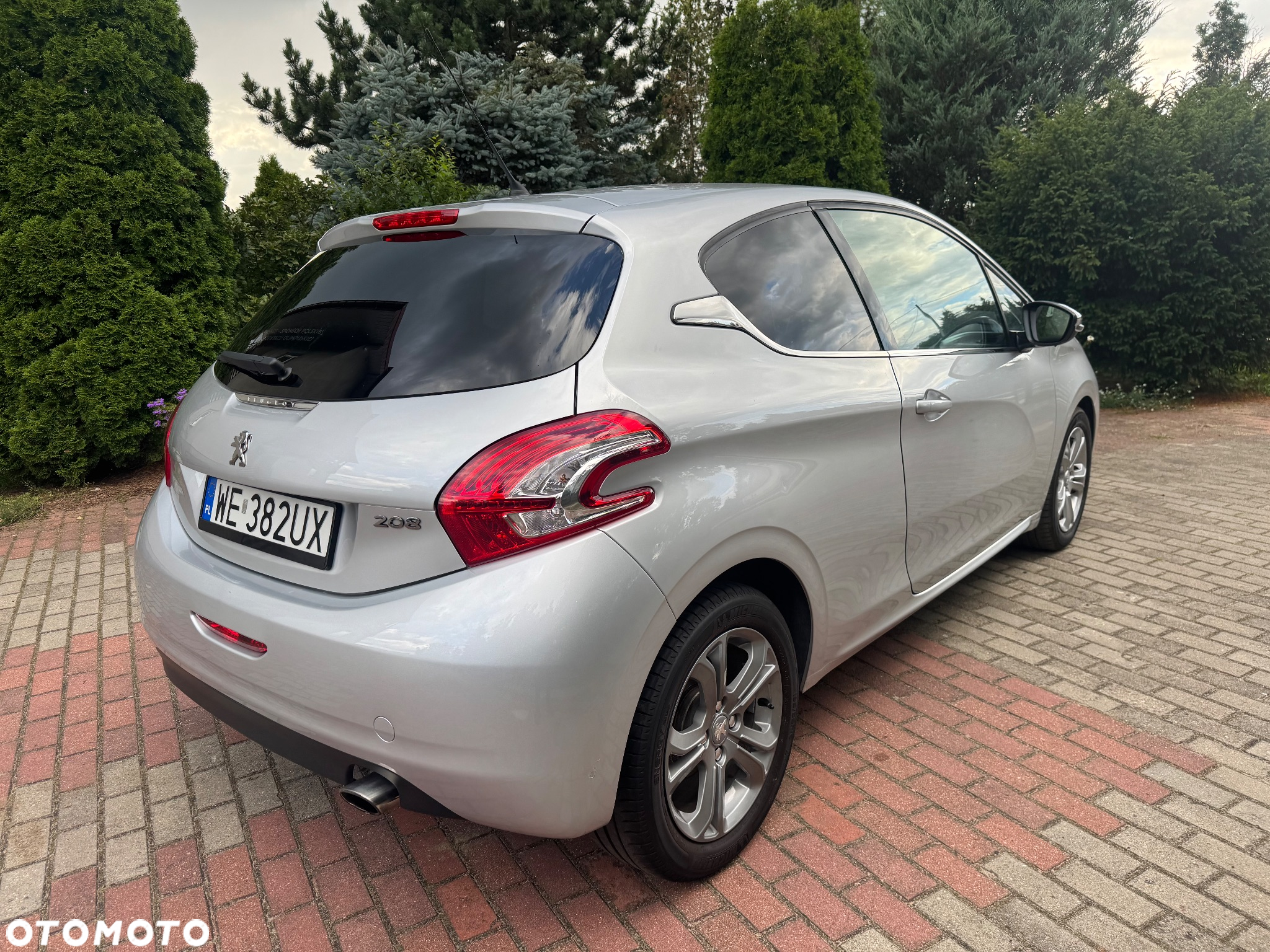 Peugeot 208 1.6 VTi Allure - 24